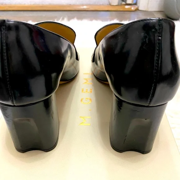 Experience quiet luxury with this M.Gemi shoe with dust bag and box. - Picture 6 of 8